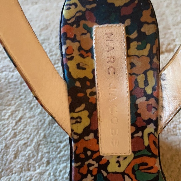 Marc Jacob’s floral printed wedge sandals - Picture 9 of 12
